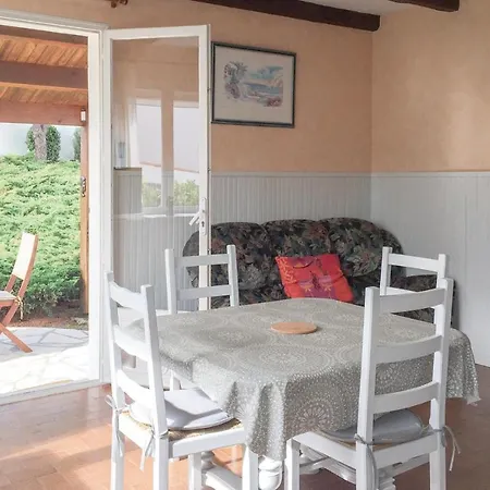 Cozy In With Kitchenette *